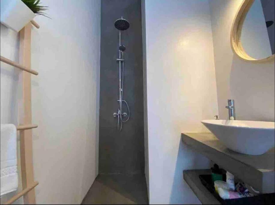 Vasilis Luxury Apartment Атина Екстериор снимка