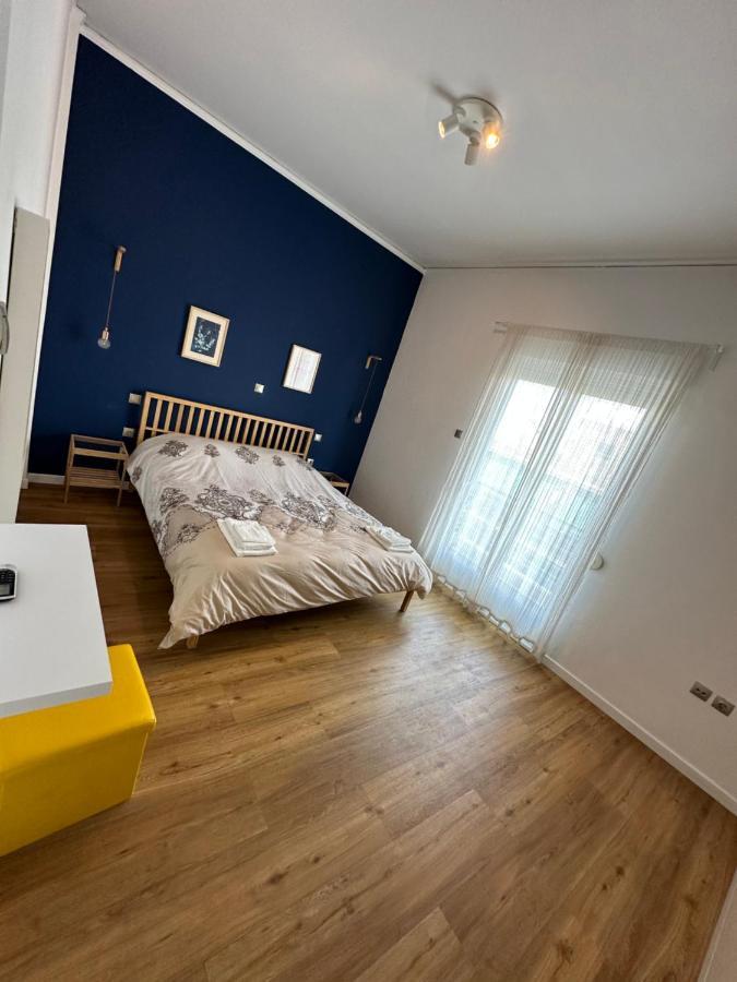Vasilis Luxury Apartment Атина Екстериор снимка